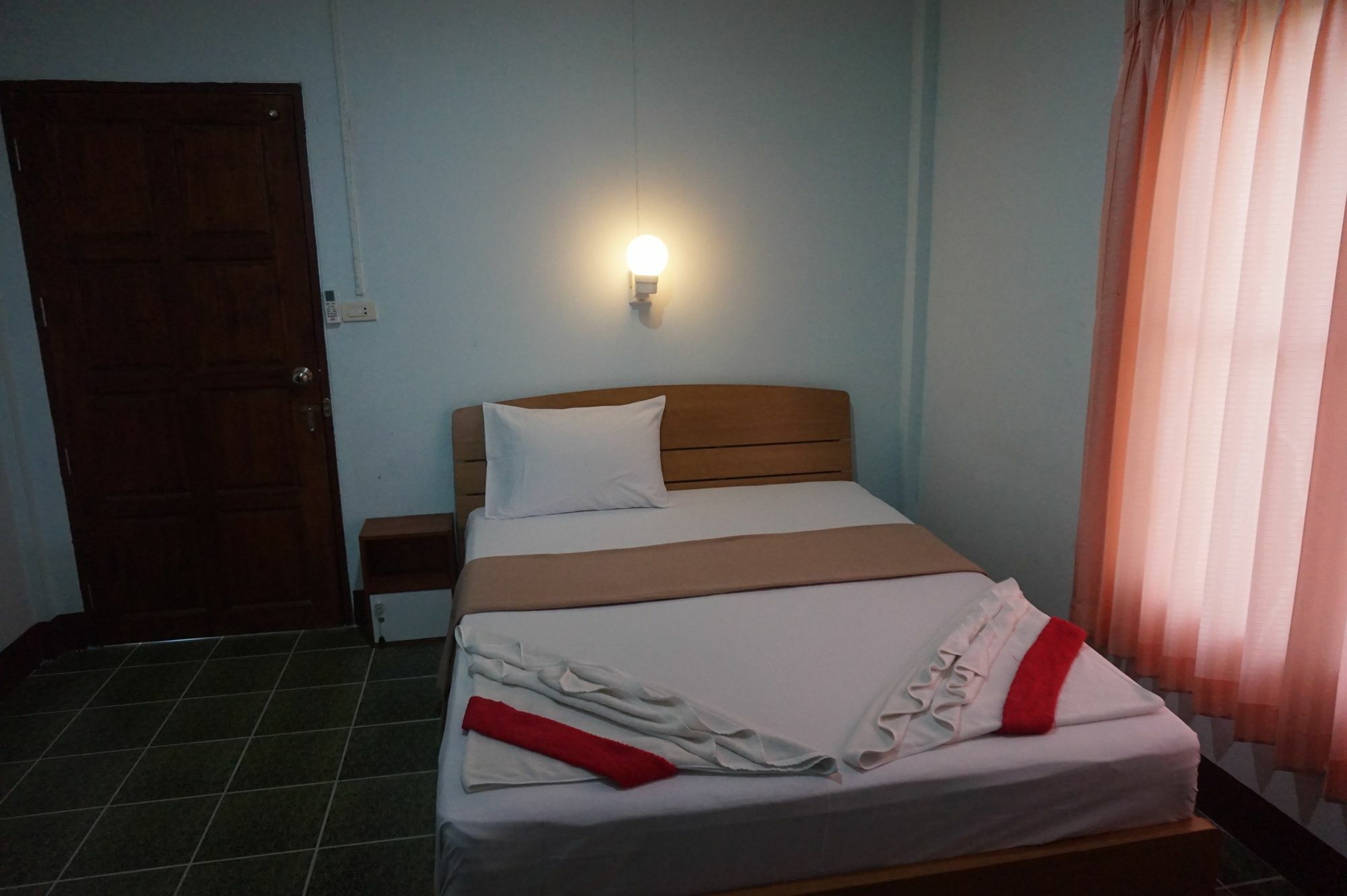 Bangsak Hut Hostel Καο Λακ Εξωτερικό φωτογραφία